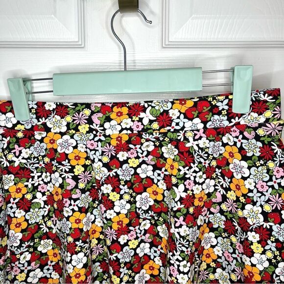 Modcloth Excellence Attained Mini Skirt Floral ALine Skirt Red Fruit Print NWT M - Picture 8 of 11